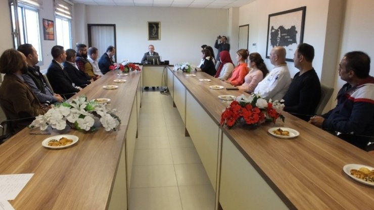 Burhaniye’de Örnek İşletmelere Teşekkür Belgesi Verildi