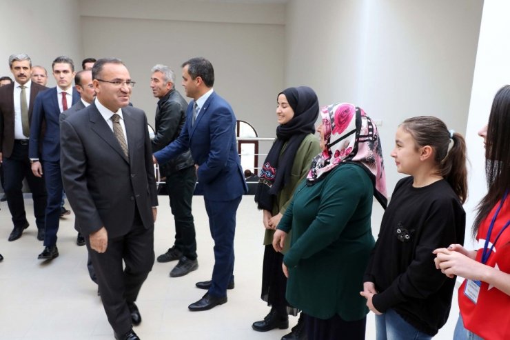 Bozdağ: "Chp Müftüye Nikah Yetkisi Verildiği İçin İtiraz Ediyor"