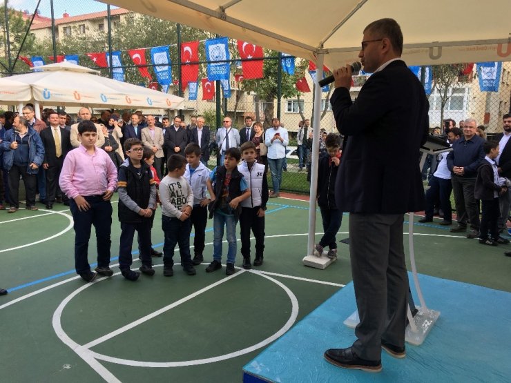 Üsküdar’da Barbaros Mahallesi Sakinleri Yeni Parkına Kavuştu