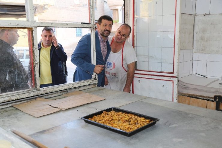 Ekinci Mahalle Gezilerini Sürdürüyor