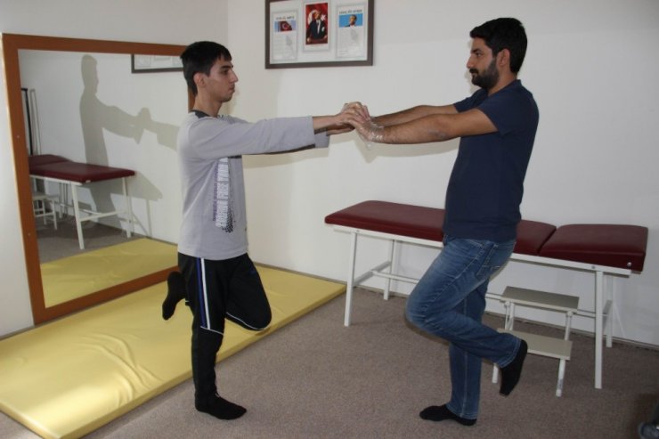 Fizyoterapistten Engelli Çocuklar İçin Uyarı