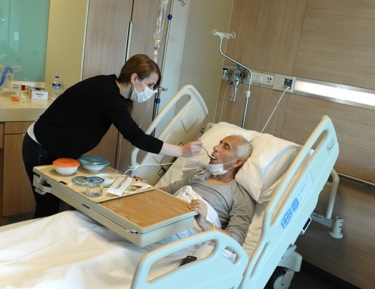 İkizinden En Anlamlı Hediyeyi 46 Yıl Sonra Aldı