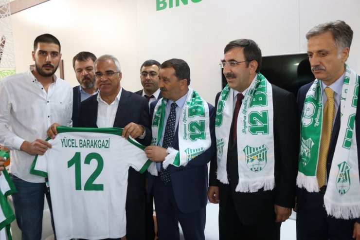 Bingöl Belediyesi Standına Yoğun İlgi