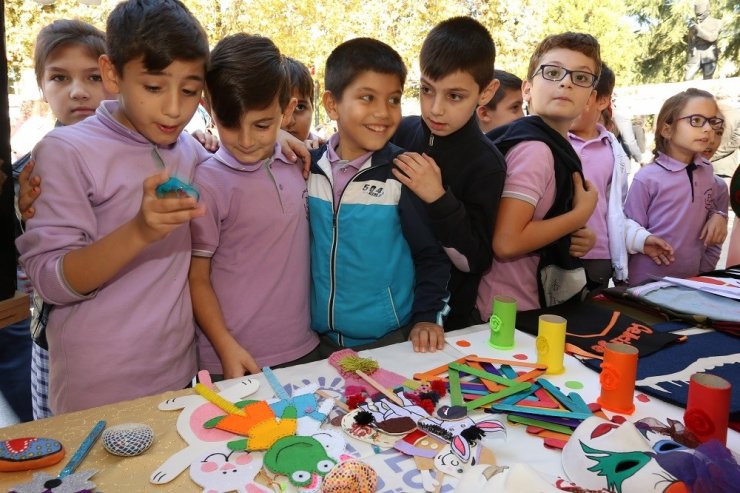 Öğrenme Şenlikleri Ko-mek İle Renklendi