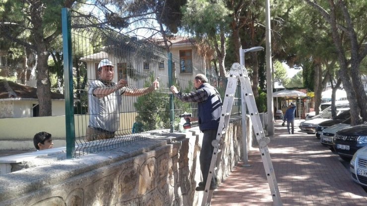 Burhaniye’de Okullara Belediye Koruması