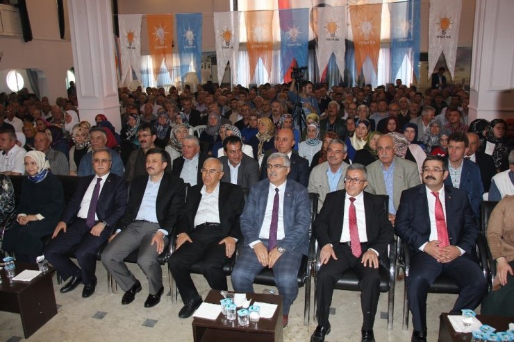 Ak Parti Bucak’ta Kongre Heyecanı