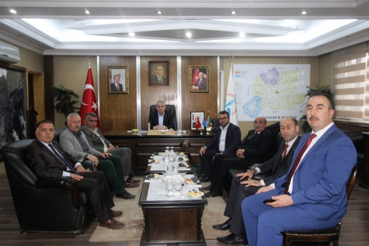 Yazarlardan, Başkan Memiş’e Ziyaret