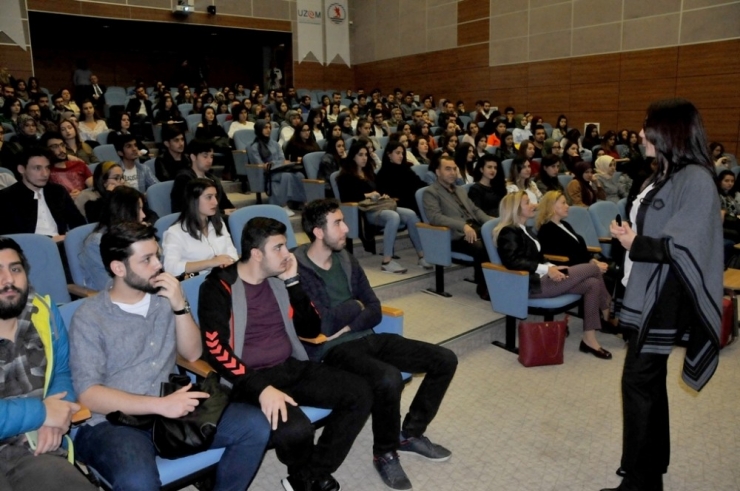 Omü’lü Öğrenciler "Kariyerimin Kontrolü Bende" Dedi