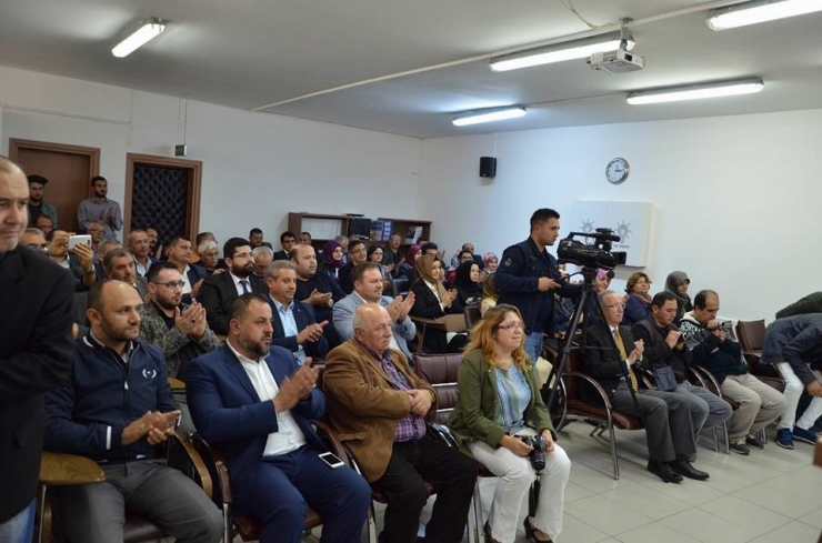 Ak Parti Kütahya Merkez İlçe Başkanı Mehmet Eşsiz Görevi Devraldı