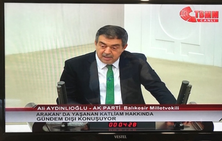 Aydınlıoğlu Arakan’daki Katliamı Kınadı