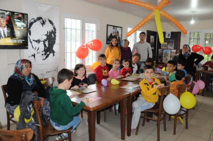 Büyüdüğü Sokakların Yeni Üyelerini Unutmadı