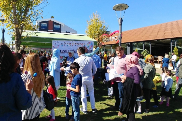 Bengi’de Eğitim Okuldan Dışarıya Taştı