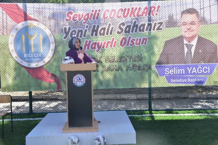 Bilecik’teki 8’inci Sentetik Saha Öğrencilerinin Hizmetine Sunuldu