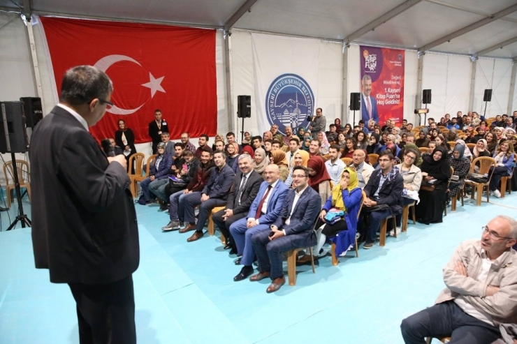 Başkan Ve Valiler Kitap Fuarında