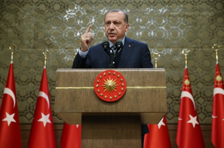 Cumhurbaşkanı Erdoğan: “Söyleye Söyleye Girilmez, Bir Gece Ansızın Girilir”