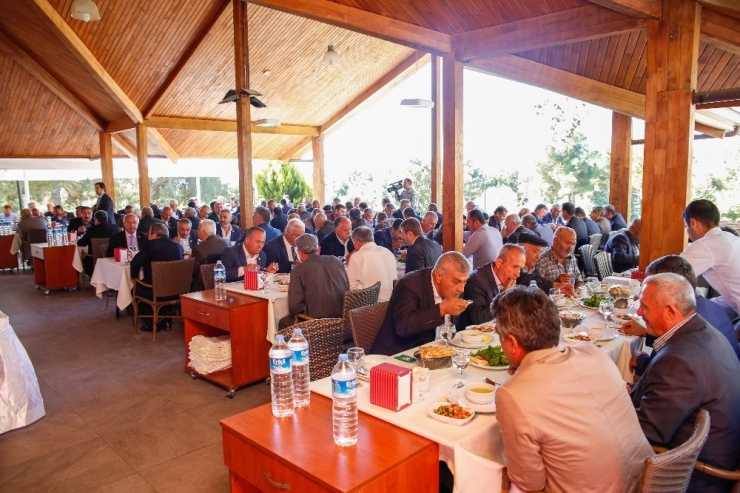 Fadıloğlu, Muhtarlarla Buluştu