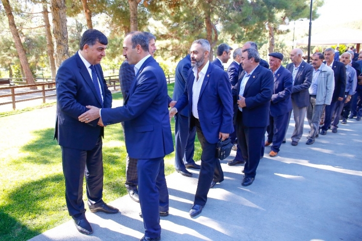 Fadıloğlu, Muhtarlarla Buluştu