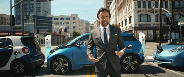 ‘Sıradaki Adım’ Reklamlarında Tanınan Sunucu Kamera Karşısına Geçecek