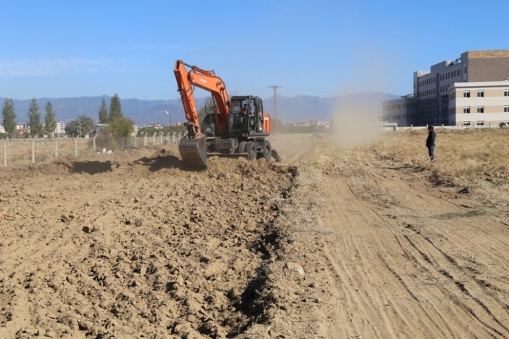 Burhaniye’de Yeni Hastane İmar Yolları Açılıyor