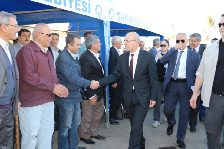 Hkü’ye Başarı Ödülü