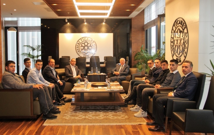 Başkan Hiçyılmaz, Hollanda Kayserililer Vakfı Heyetini Konuk Etti