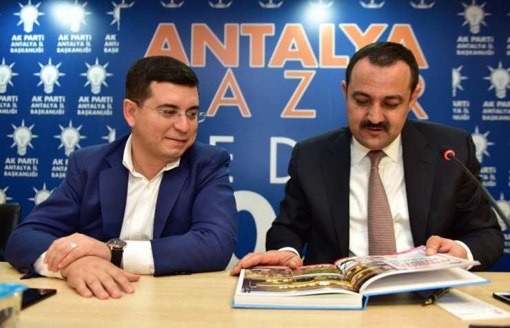 Tütüncü’nün Karnesine Tam Not