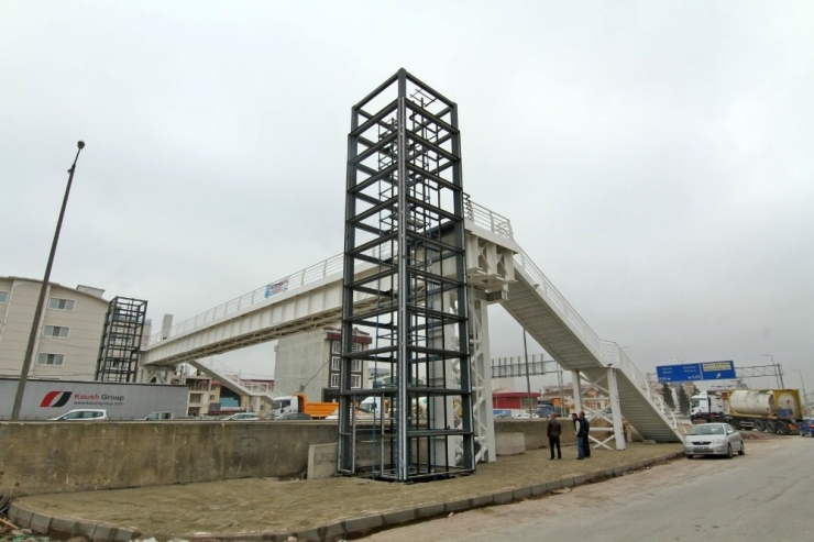 Yenişehir-yahya Kaptan Arasına Yaya Köprüsü