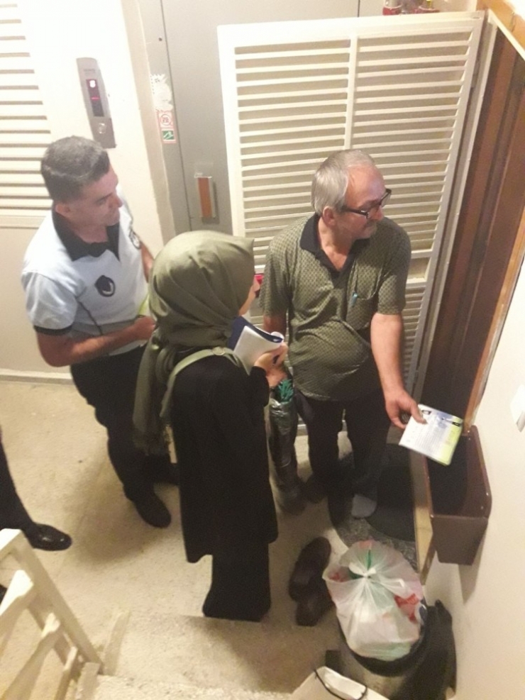 Tarsus Belediyesi’nden Poşetle Çöp Toplama Uygulaması