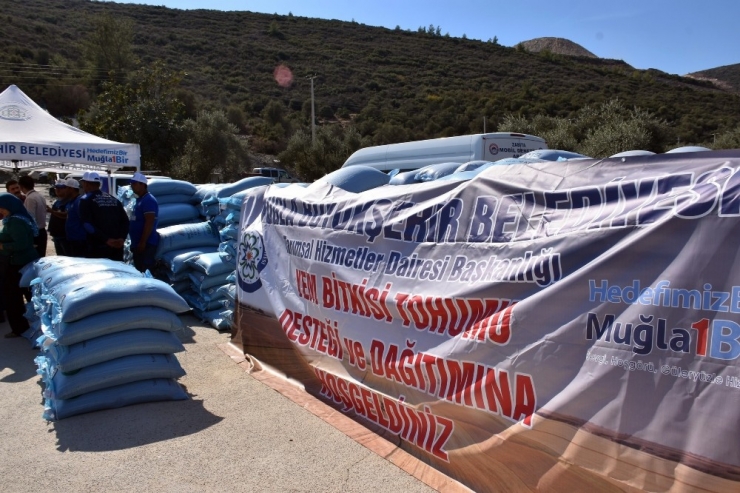 Büyükşehir’in Kırsal Kalkınmaya Desteler Sürüyor