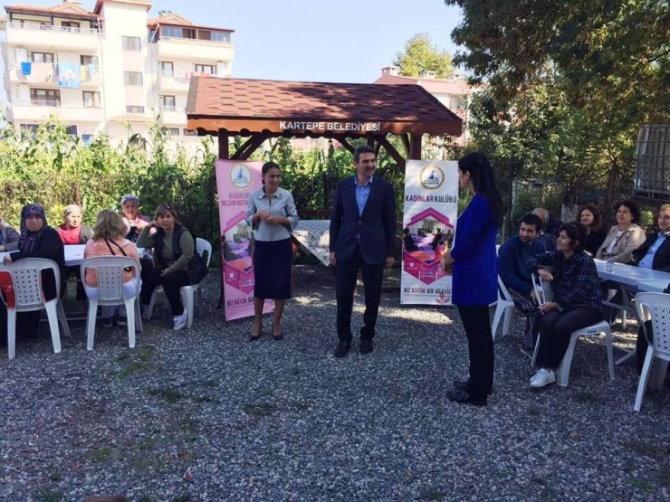 Kartepe Kadınlar Kulübü’nden Aşure Etkinliği