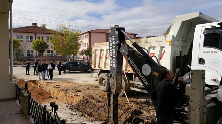 Pazaryeri’nde Kanalizasyon Çalışmaları
