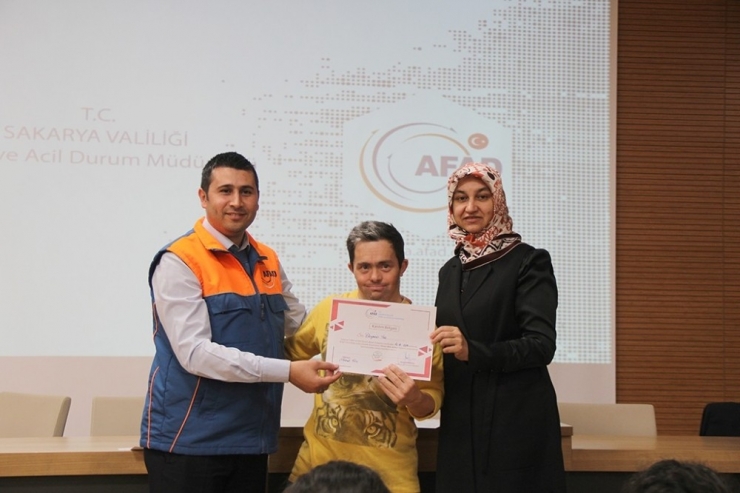 Engelsiz Hobi Kursu Öğrencileri, Doğal Afet Eğitiminde Buluştular