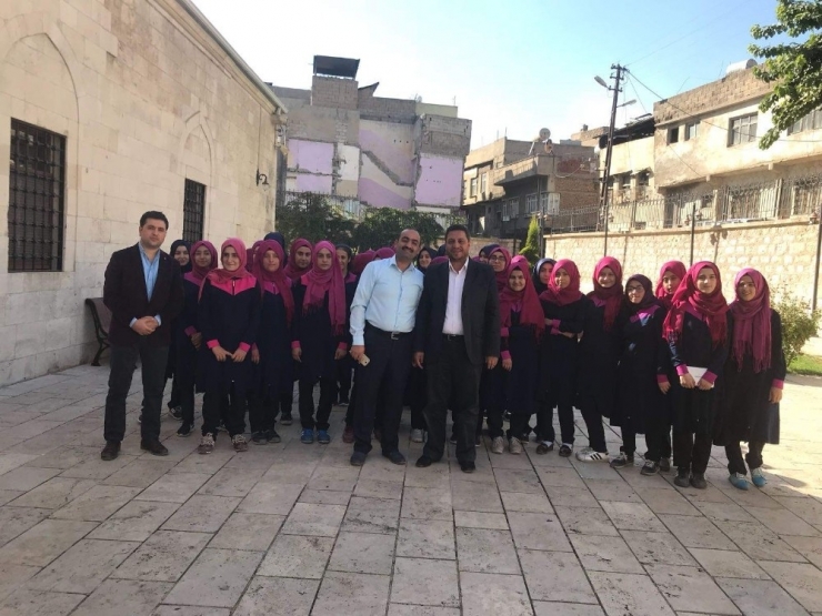 Öğrenciler Tarihi Ulu Cami’yi Gezdi