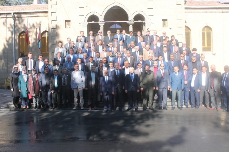 Niğde’de 19 Ekim Muhtarlar Günü Kutlandı