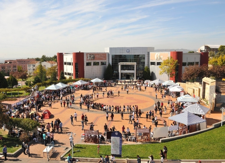 Adü’de ‘Öğrenci Toplulukları Tanıtım Günü’ Renkli Geçti