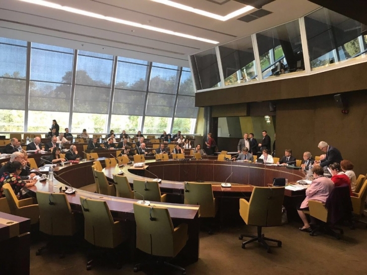 Doğan, Fransa’da Sert Konuştu: