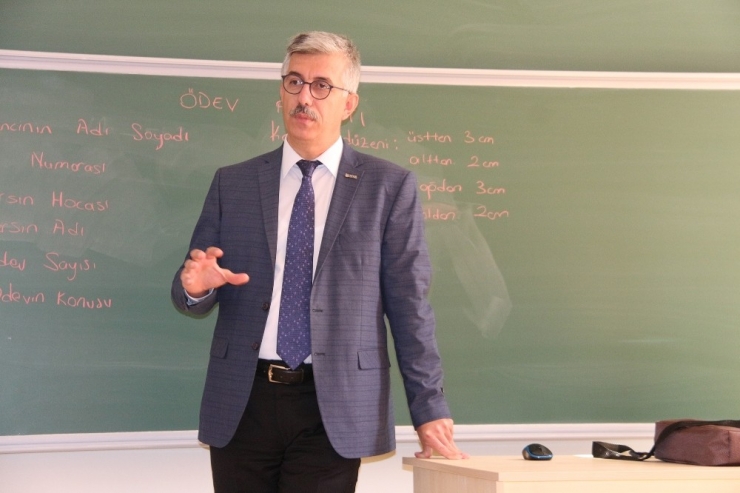 Bebka Genel Sekreteri İsmail Gerim Öğrencilerle Buluştu