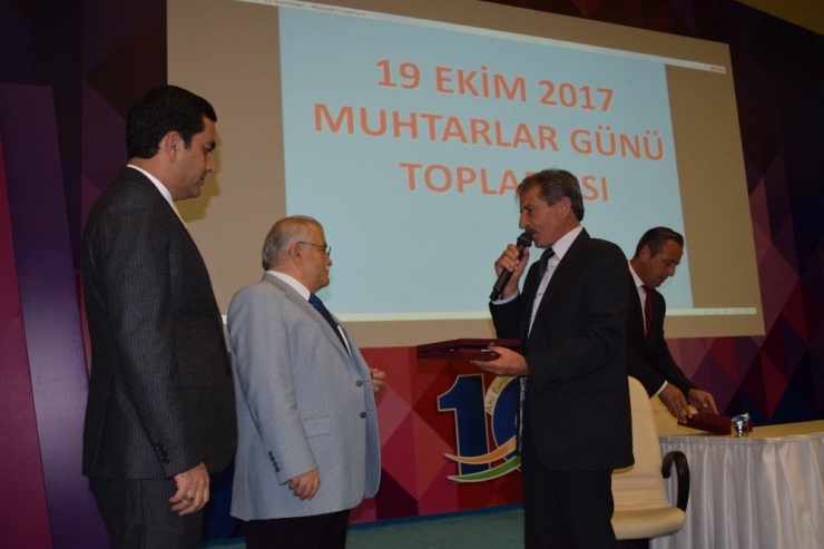 Belediye Başkanı Yaşar Bahçeci: “Demokratik Sistemin Temel Taşı Muhtarlar”