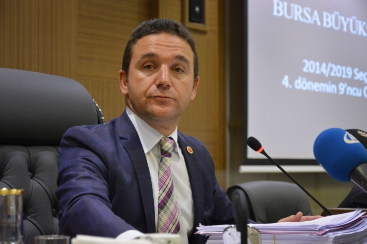 Meclis Toplantısının Konusu İstifalar Oldu