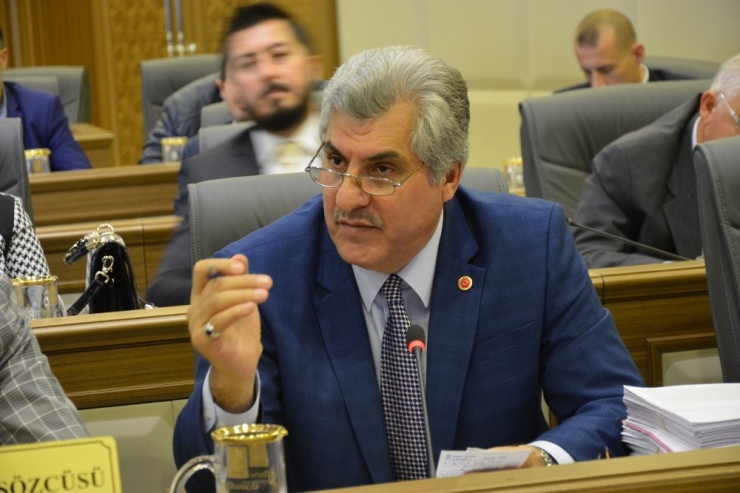 Meclis Toplantısının Konusu İstifalar Oldu