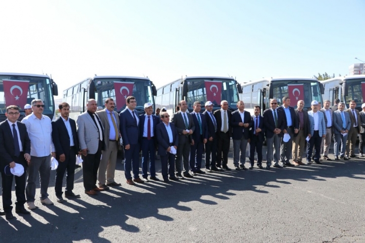 Büyükşehir Belediyesinden 10 İlçeye Otobüs Desteği