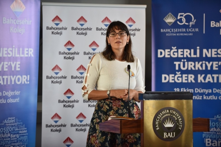 Eğitimde Toplumsal Değerler Ön Plana Çıkıyor