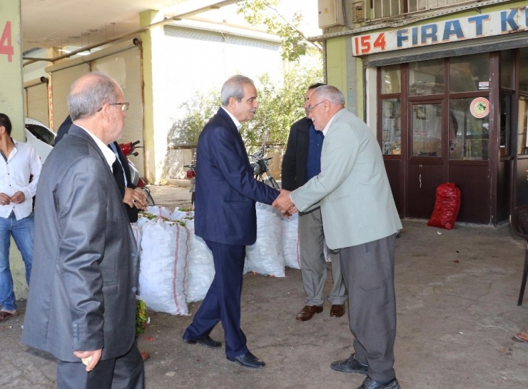 Demirkol, Hal Pazarı Esnafını Ziyaret Etti