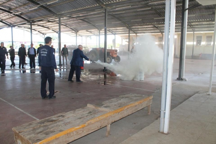 Muhtarlara Verilen Yangın Eğitim Sürüyor