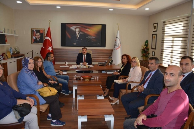 Edremit Milli Eğitim Müdür Koç Ziyaretlerde Bulundu