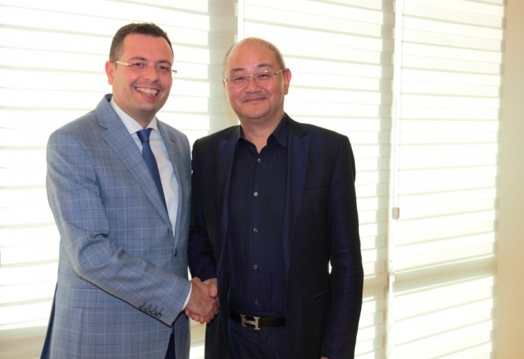 Çinli Yatırımcılardan 100 Mw’lık Güneş Enerjisi Yatırımı