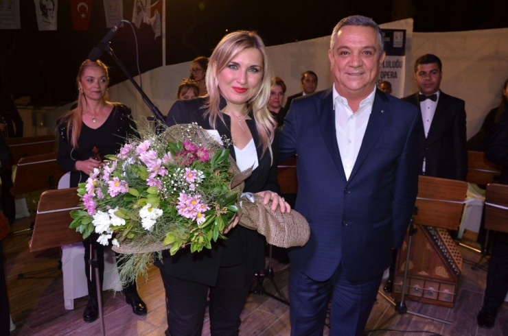 İzmir Devlet Opera Ve Balesi’nden Kuşadası’nda Konser