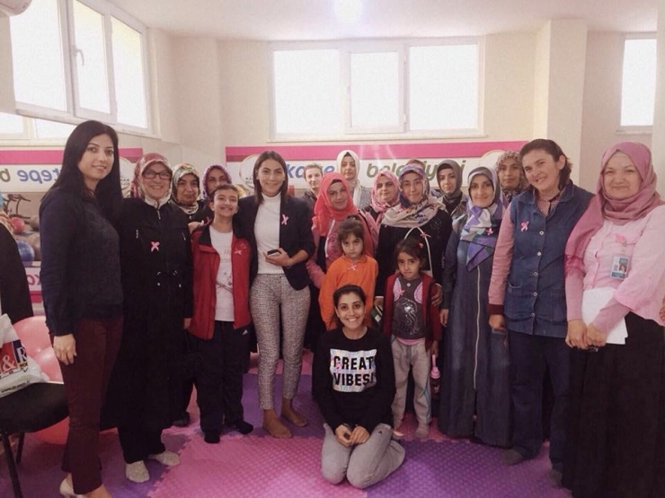 Kartepeli Kadınlar, Kansere Dikkat Çekti