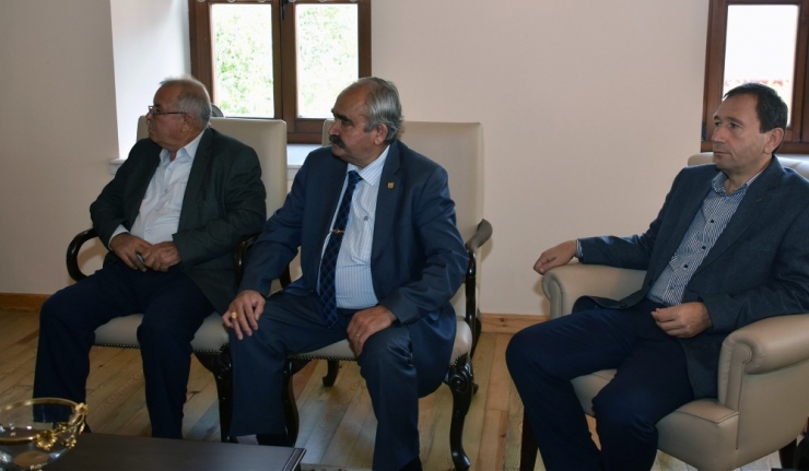 Şoförler Odası Başkanlarından Gürün’e Ziyaret