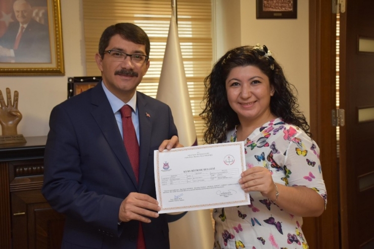 Şehzadeler’in Tıbbı Sekreterlik Eğitimleri Tamamlandı